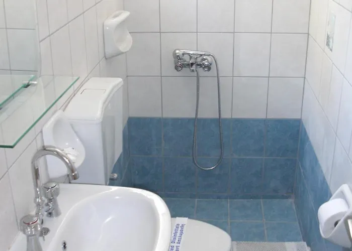 Argostoli Rooms *